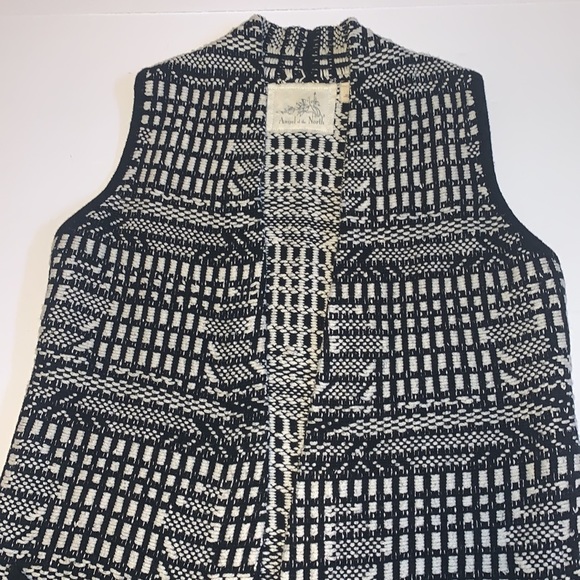 Anthropologie Angel of the North Black and White Vest - Women’s Size Small - Picture 4 of 10